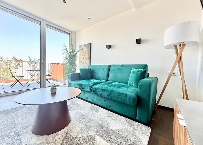 Penthouse Mit Parkplatz Und Balkon